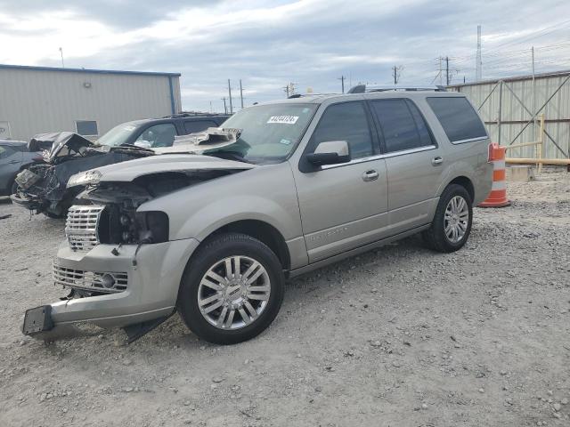 5LMFU27518LJ16645 - 2008 LINCOLN NAVIGATOR SILVER photo 1