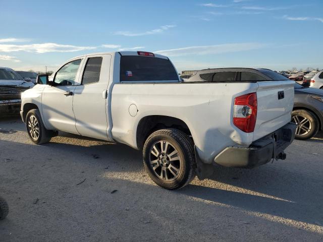 5TFRM5F12FX083455 - 2015 TOYOTA TUNDRA DOUBLE CAB SR/SR5 WHITE photo 2