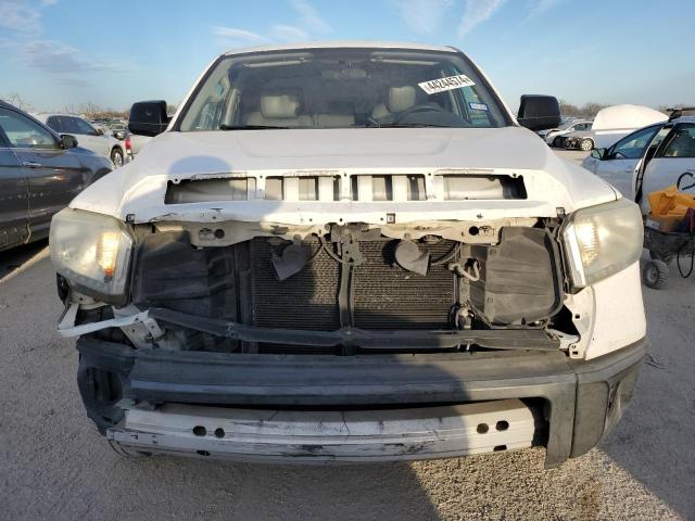 5TFRM5F12FX083455 - 2015 TOYOTA TUNDRA DOUBLE CAB SR/SR5 WHITE photo 5