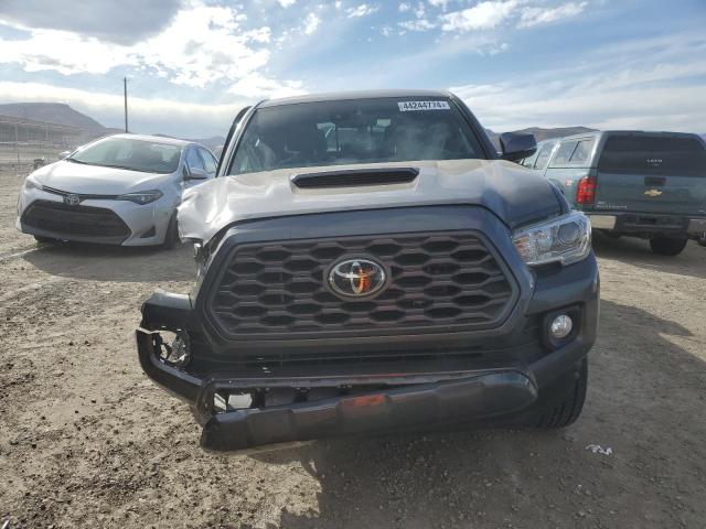 5TFCZ5AN3LX219945 - 2020 TOYOTA TACOMA DOUBLE CAB GRAY photo 5