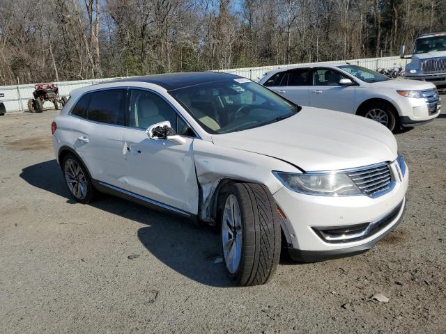 2LMPJ6LR2HBL52290 - 2017 LINCOLN MKX RESERVE WHITE photo 4