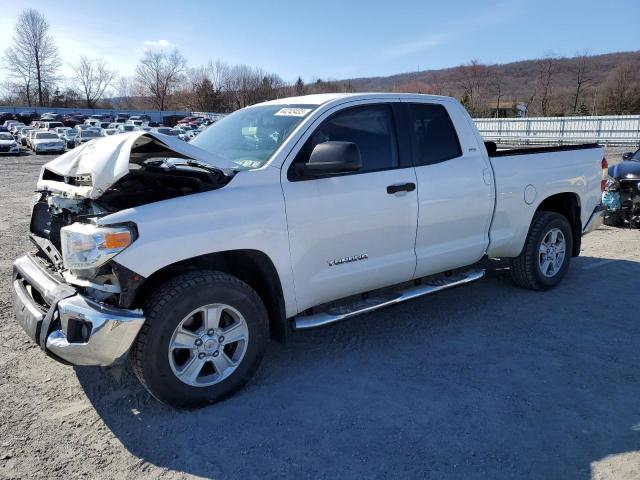 5TFUM5F12EX050447 - 2014 TOYOTA TUNDRA DOUBLE CAB SR/SR5 WHITE photo 1