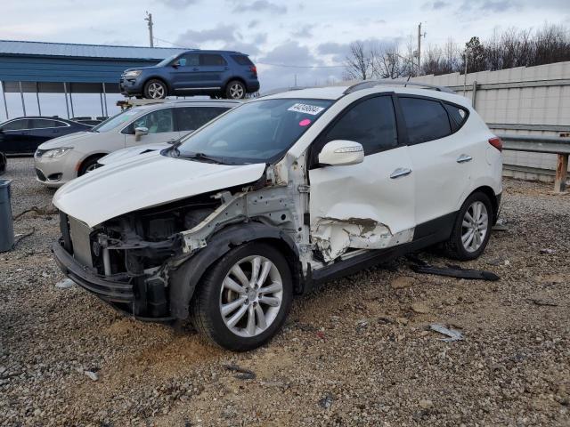 2010 HYUNDAI TUCSON GLS, 