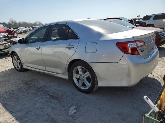 4T1BF1FK4CU613060 - 2012 TOYOTA CAMRY BASE SILVER photo 2