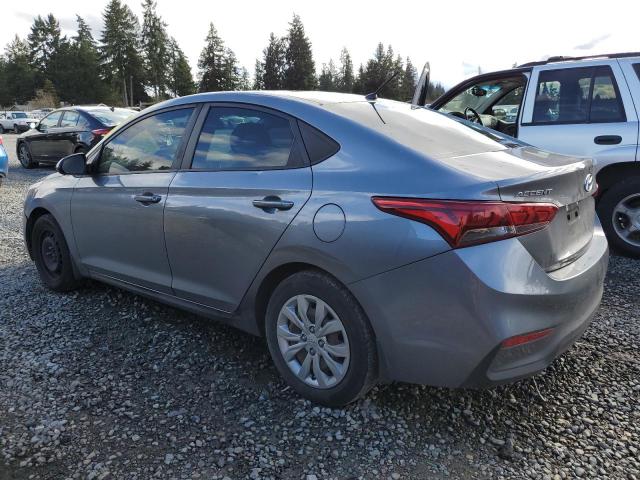 3KPC24A33JE018363 - 2018 HYUNDAI ACCENT SE GRAY photo 2