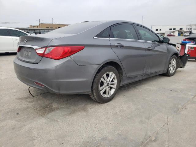 5NPEB4AC0DH691121 - 2013 HYUNDAI SONATA GLS GRAY photo 3