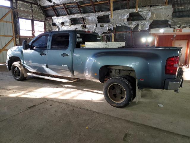 1GCJC33618F113090 - 2008 CHEVROLET SILVERADO C3500 BLUE photo 2