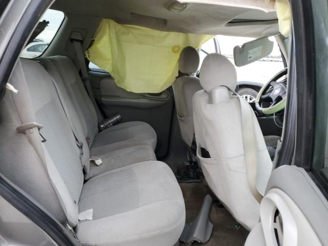 1GNDS13S682155982 - 2008 CHEVROLET TRAILBLAZE LS GRAY photo 11