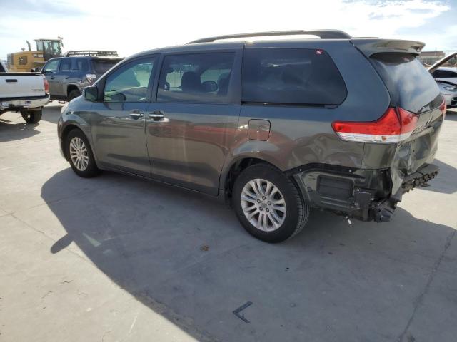 5TDYK3DC5ES523425 - 2014 TOYOTA SIENNA XLE GREEN photo 2