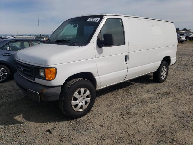 1FTNE24L14HA71125 - 2004 FORD ECONOLINE E250 VAN WHITE photo 1