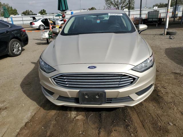 3FA6P0LUXHR314020 - 2017 FORD FUSION SE HYBRID GOLD photo 5