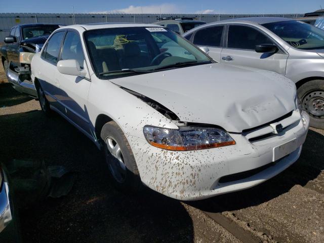 1HGCG1657YA079692 - 2000 HONDA ACCORD EX WHITE photo 4