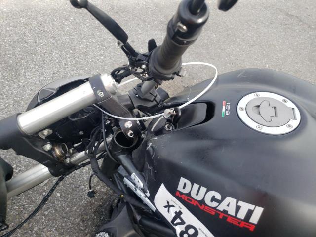 ZDM1RBTS0GB019279 - 2016 DUCATI MONSTER 821 BLACK photo 8