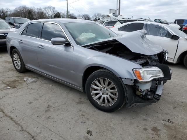 2C3CCAAG3EH377869 - 2014 CHRYSLER 300 SILVER photo 4