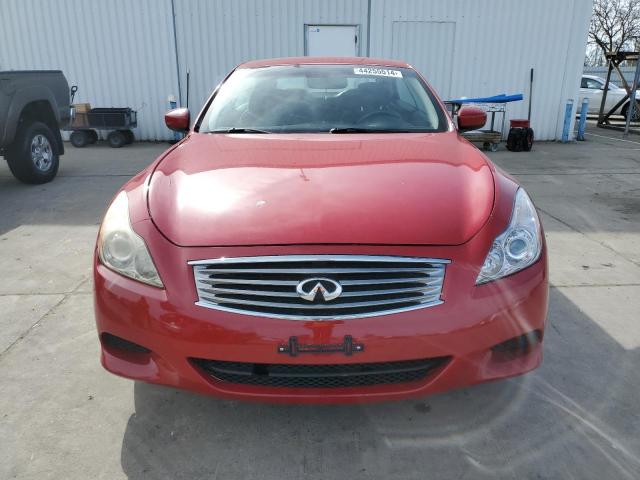 JNKCV66E09M724974 - 2009 INFINITI G37 BASE RED photo 5