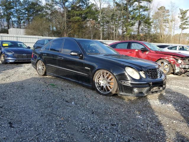 WDBUF77X07B019589 - 2007 MERCEDES-BENZ E 63 AMG BLACK photo 4