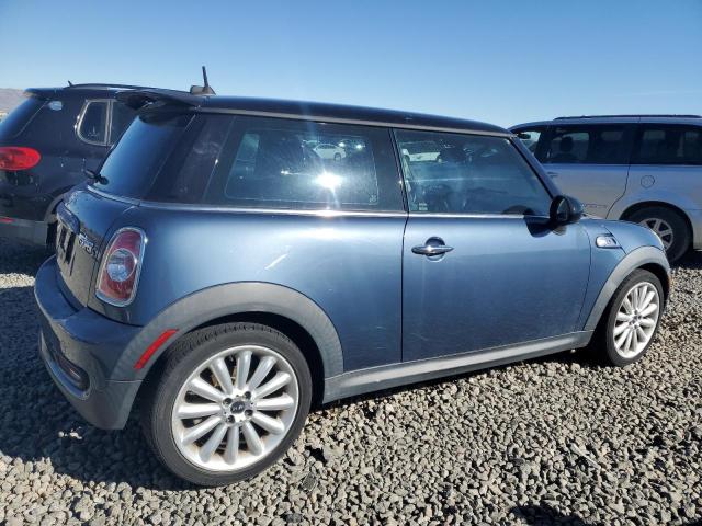 WMWSV3C54BTY11687 - 2011 MINI COOPER S BLUE photo 3
