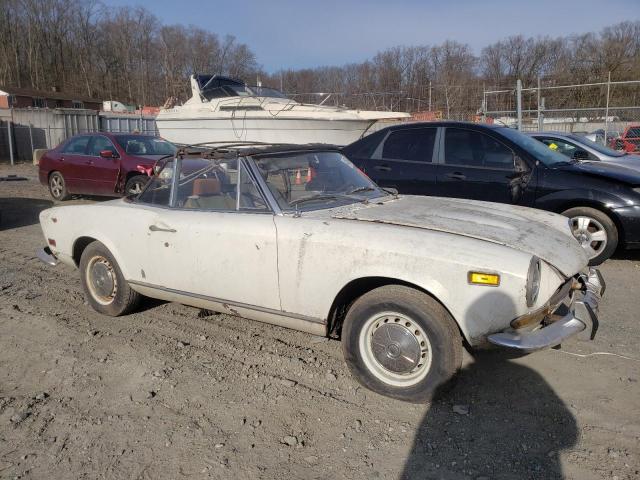 124CS10075352 - 1974 FIAT 850 WHITE photo 4