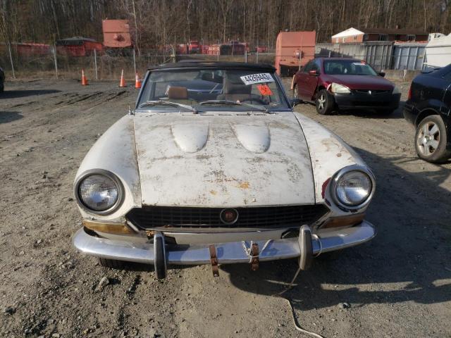 124CS10075352 - 1974 FIAT 850 WHITE photo 5