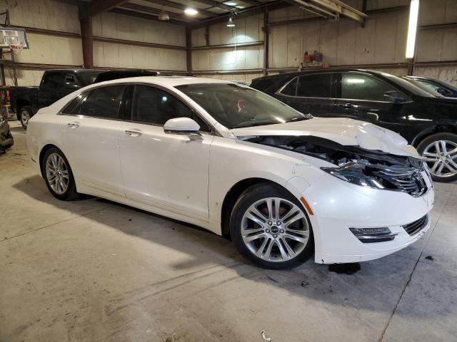 3LN6L2G98FR602568 - 2015 LINCOLN MKZ WHITE photo 4