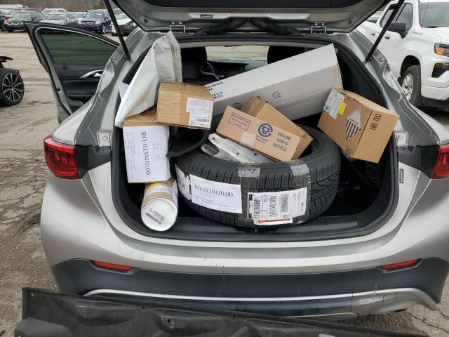 SJKCH5CR0HA033712 - 2017 INFINITI QX30 BASE 银色 照片 13