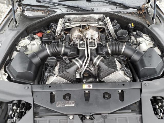 WBS6C9C50FD467538 - 2015 BMW M6 GRAN COUPE WHITE photo 11