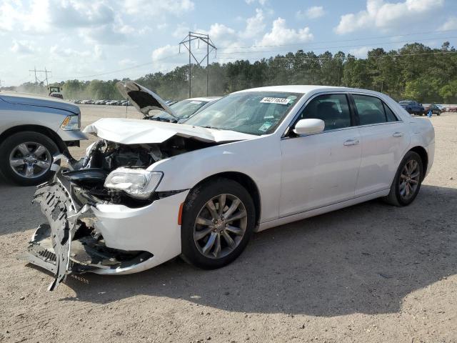 2C3CCARG3FH757106 - 2015 CHRYSLER 300 LIMITED WHITE photo 1