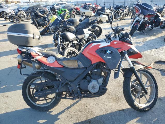 WB1018903BZY93842 - 2011 BMW G650 GS RED photo 1
