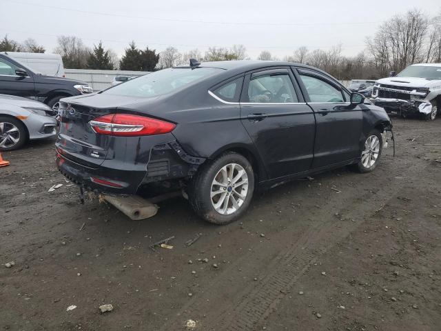 3FA6P0HD9LR121620 - 2020 FORD FUSION SE BLACK photo 3