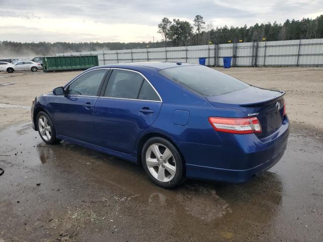 4T1BK3EK0AU603230 - 2010 TOYOTA CAMRY SE BLUE photo 2