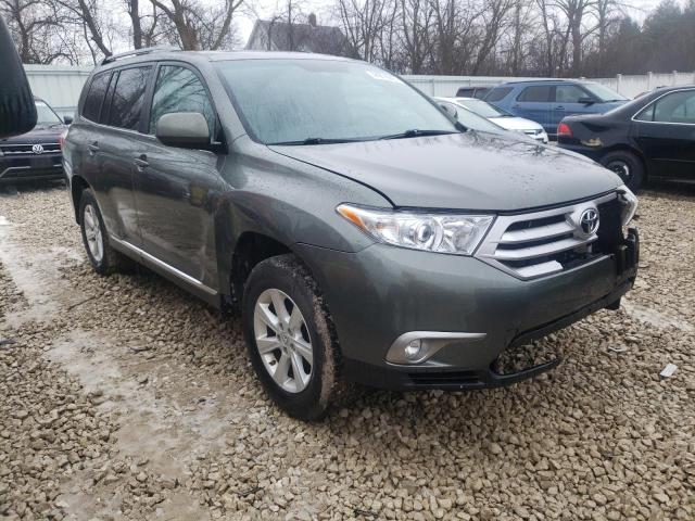 5TDBK3EH2BS041636 - 2011 TOYOTA HIGHLANDER BASE GRAY photo 4