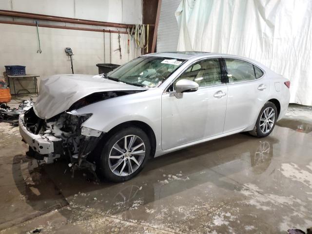 JTHBW1GG2G2109265 - 2016 LEXUS ES 300H SILVER photo 1