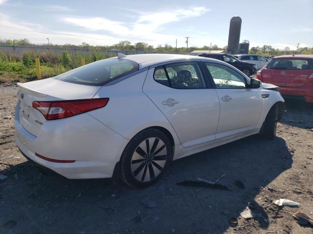 KNAGR4A6XB5117084 - 2011 KIA OPTIMA SX WHITE photo 3