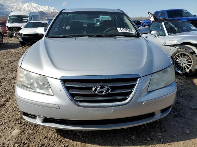 5NPET4AC6AH604900 - 2010 HYUNDAI SONATA GLS SILVER photo 5