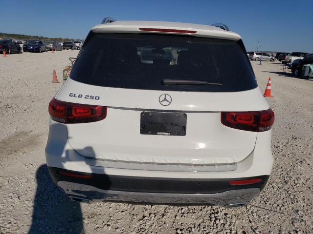 W1N4M4GB4NW239326 - 2022 MERCEDES-BENZ GLB 250 WHITE photo 6