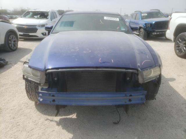 1ZVBP8AM8E5274381 - 2014 FORD MUSTANG BLUE photo 5