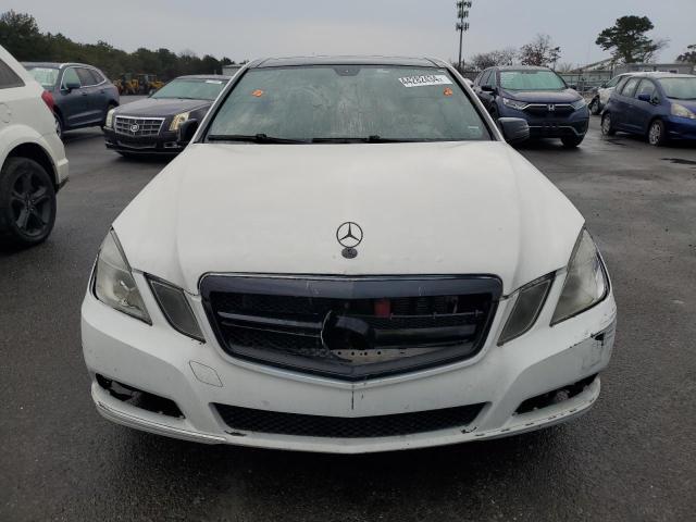 WDDHF8HB4AA227960 - 2010 MERCEDES-BENZ E 350 4MATIC WHITE photo 5