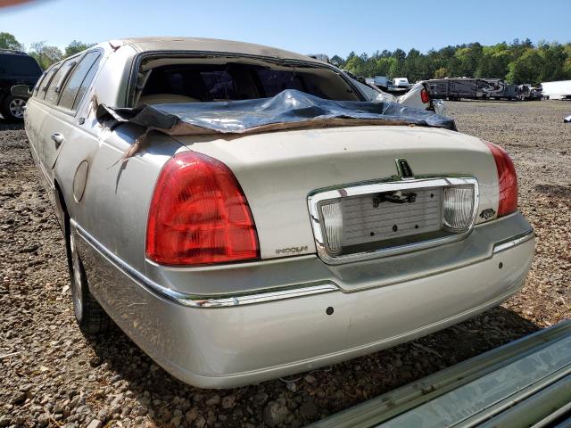 2L1FL8JW5BX765659 - 2011 LINCOLN TOWN CAR EXECUTIVE SILVER photo 6