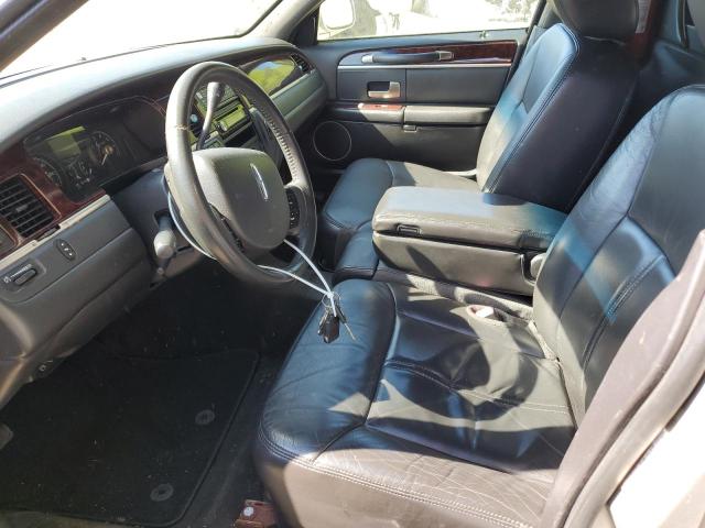 2L1FL8JW5BX765659 - 2011 LINCOLN TOWN CAR EXECUTIVE SILVER photo 7