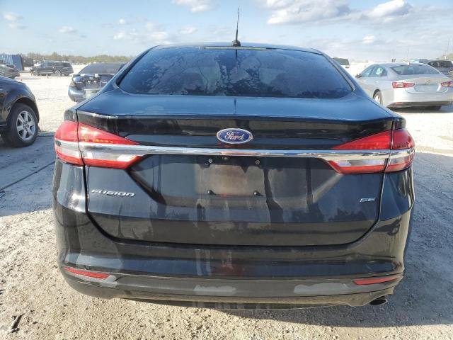 3FA6P0H77HR204254 - 2017 FORD FUSION SE BLACK photo 6