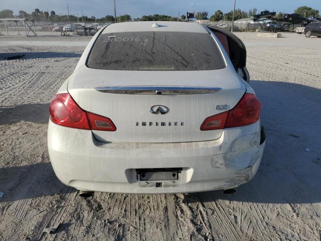 JNKCV61E49M010076 - 2009 INFINITI G37 BASE WHITE photo 6