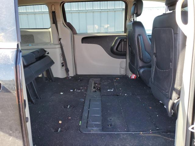 2C4RC1BG3FR655010 - 2015 CHRYSLER TOWN & COU TOURING BLACK photo 11