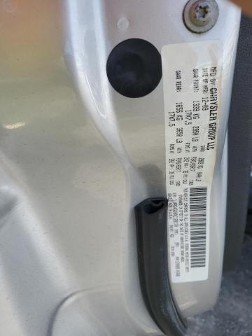 1J4RG4GK0AC128170 - 2010 JEEP COMMANDER SPORT Silber Foto 12