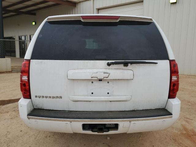 1GNSCKE04DR369201 - 2013 CHEVROLET SUBURBAN C1500 LTZ WHITE photo 6