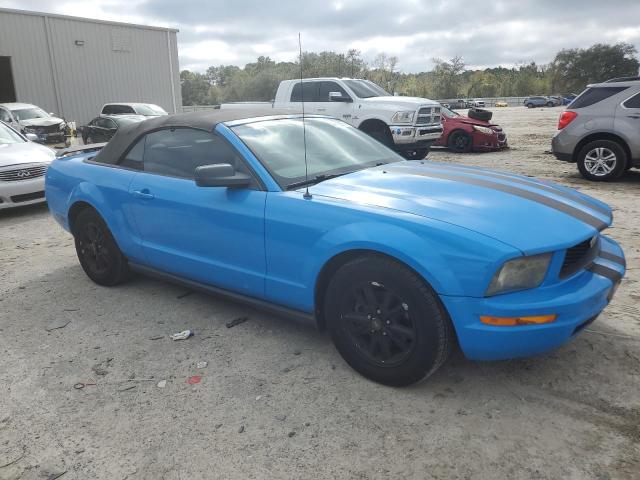 1ZVFT84N955197652 - 2005 FORD MUSTANG BLUE photo 4