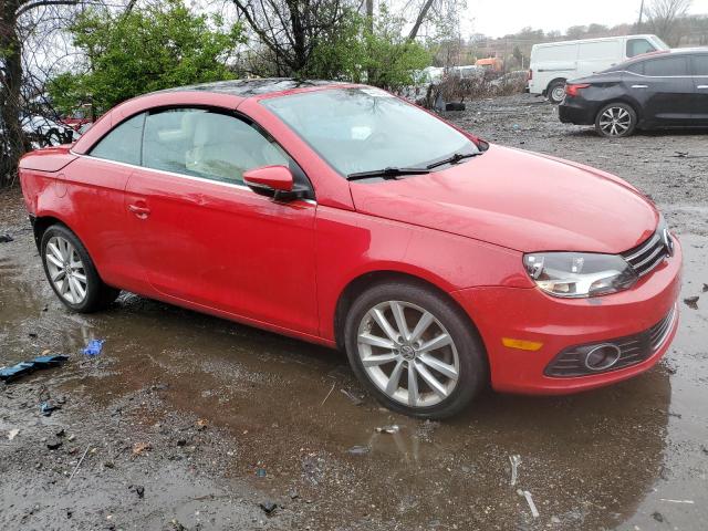 WVWBW8AH3DV008774 - 2013 VOLKSWAGEN EOS KOMFORT RED photo 4