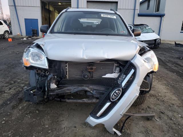 KNDKG3A41A7725736 - 2010 KIA SPORTAGE LX SILVER photo 5