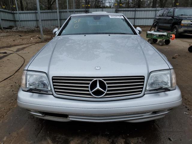 WDBFA68F3YF192945 - 2000 MERCEDES-BENZ SL 500 SILVER photo 5