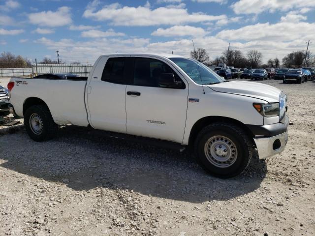 5TFSV54158X006194 - 2008 TOYOTA TUNDRA DOUBLE CAB WHITE photo 4