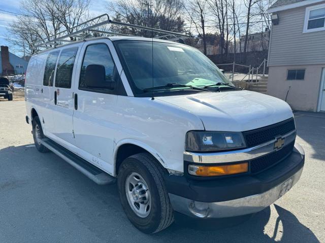 1GCWGAFG3L1269138 - 2020 CHEVROLET EXPRESS G2 WHITE photo 4